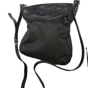 Henri Bendel Nylon Crossbody Bag Black Adjustable Leather Strap Logo Zipper Pull